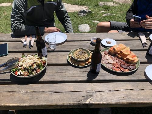 Lunch at Refuge de la Feixa